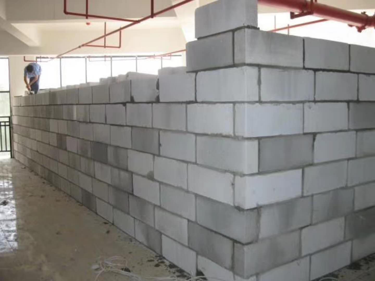 兴业蒸压加气混凝土砌块承重墙静力和抗震性能的研究